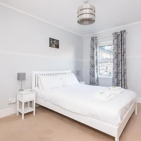 Pass The Keys Gladioli - Family With 3 Bedrooms Nr Bishy Rd בית נופש